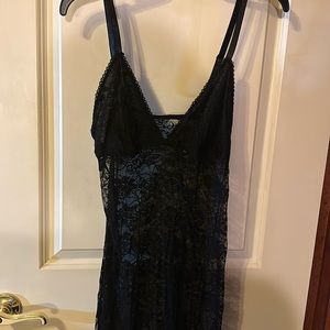 Black adjustable strap nitewear lined bra area brand new never worn Macys